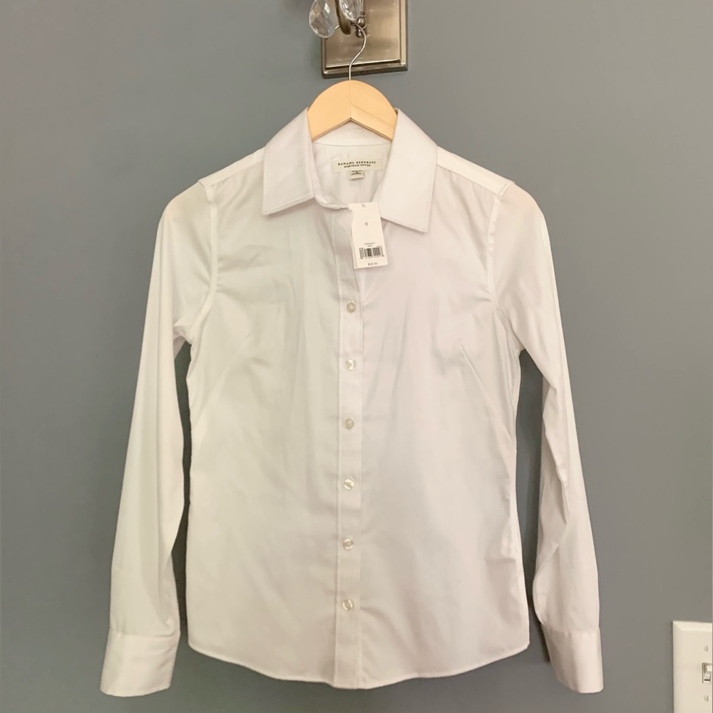 Banana Republic White Button-Down Shirt Size 0
